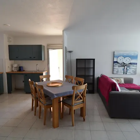 Babylone - Vue Panoramique Avec Piscine Pour 6 Personnes A Quartier Pessicart Nice
